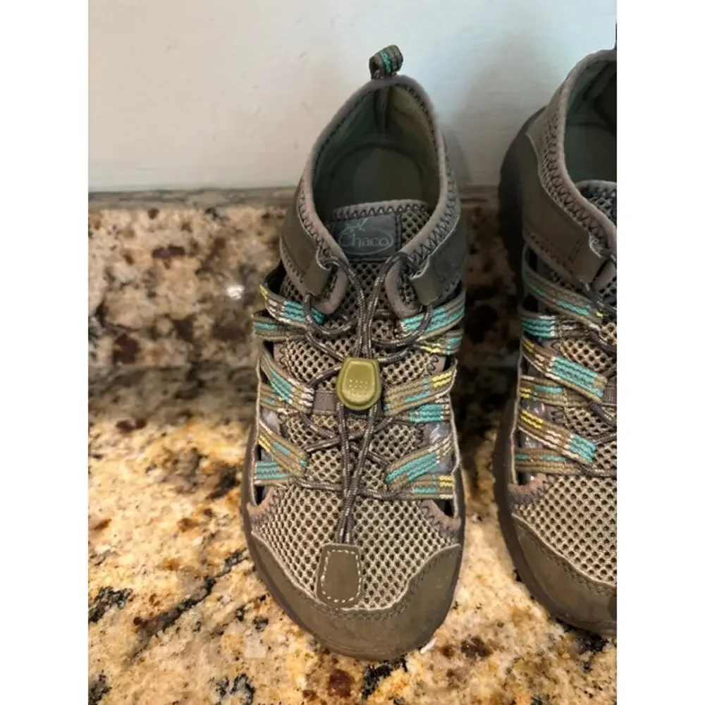 Chaco Kid's Outcross Water Shoes Sandal Outdoor Youth Size 2 Lace Up